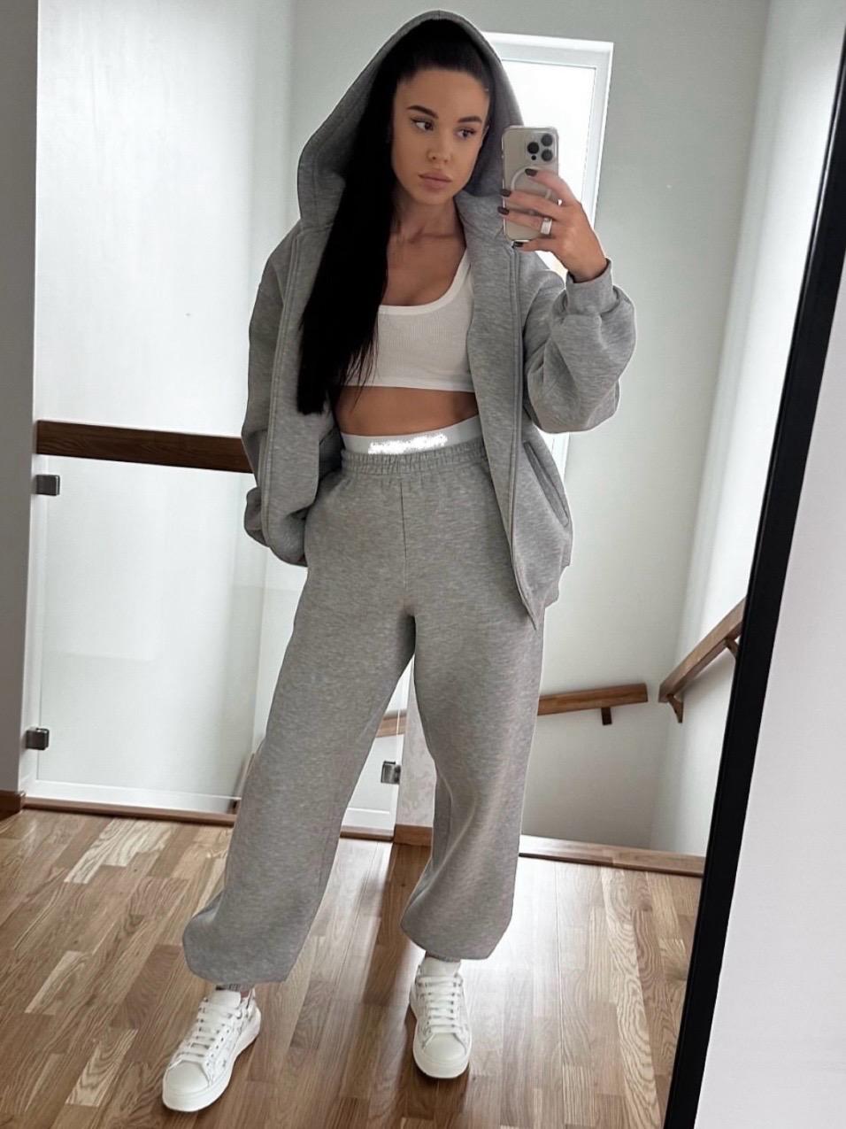 SWEATPANTS