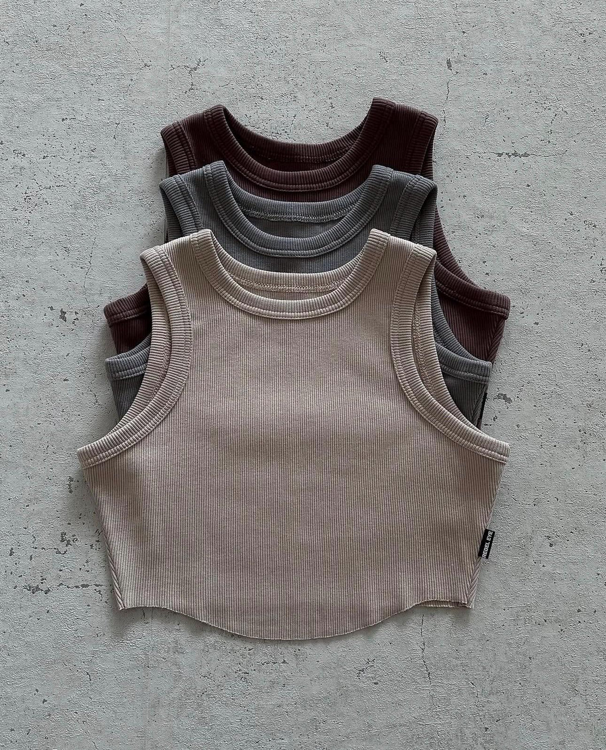 RIBBED TOP